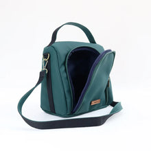 Cargar imagen en el visor de la galería, Lonchera Labranza Verde Labranza
