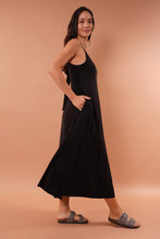 Cargar imagen en el visor de la galería, Vestido Salomé Negro
