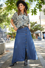 Cargar imagen en el visor de la galería, Falda Carmen Denim Oscuro
