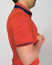 Cargar imagen en el visor de la galería, Polo Naranja Nerú Hombre

