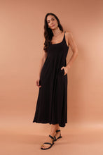 Cargar imagen en el visor de la galería, Vestido Salomé Black
