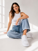 Cargar imagen en el visor de la galería, Tenis Lucrecia Blanco
