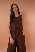 Cargar imagen en el visor de la galería, Blusa Catrina Brown
