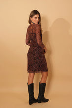 Cargar imagen en el visor de la galería, Vestido Latina Leo
