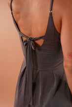 Cargar imagen en el visor de la galería, Vestido Salomé Gris
