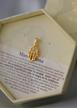Cargar imagen en el visor de la galería, Dije Mano Hamsa

