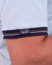 Cargar imagen en el visor de la galería, Camiseta Polo Celeste
