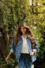Cargar imagen en el visor de la galería, CHAQUETA SILUETA AMPLIA BOTANICA
