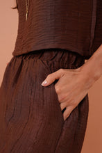 Cargar imagen en el visor de la galería, Pantalón Lara Brown
