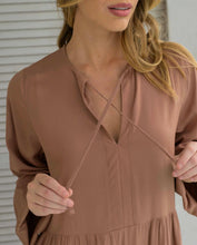 Cargar imagen en el visor de la galería, Vestido Eloisa Plane Toffee
