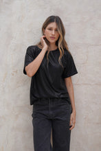Cargar imagen en el visor de la galería, Blusa Gala Noche

