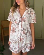 Cargar imagen en el visor de la galería, Pijama Short Savanna
