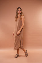 Cargar imagen en el visor de la galería, Vestido Cocoa miel
