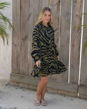 Cargar imagen en el visor de la galería, Vestido Yasmin Africa Verde
