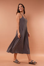 Cargar imagen en el visor de la galería, Vestido Salomé Gris
