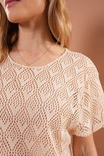 Cargar imagen en el visor de la galería, Camiseta Crema
