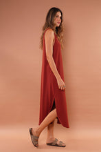 Cargar imagen en el visor de la galería, Vestido Cocoa cereza
