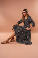 Cargar imagen en el visor de la galería, Vestido Violeta África
