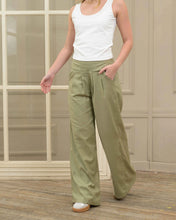 Cargar imagen en el visor de la galería, Pantalon Wimper Plane Verde
