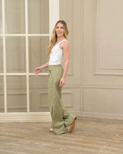 Cargar imagen en el visor de la galería, Pantalon Wimper Plane Verde
