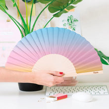 Cargar imagen en el visor de la galería, Abanico Tie Dye
