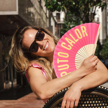 Cargar imagen en el visor de la galería, Abanico "Puto calor" rosa
