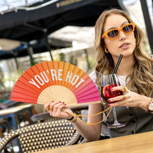 Cargar imagen en el visor de la galería, Abanico “You’re hot” degradado rosa
