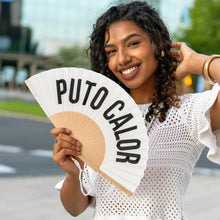 Cargar imagen en el visor de la galería, Abanico “Puto calor” blanco
