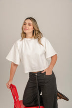 Cargar imagen en el visor de la galería, BLUSA FIT AMPLIO MANGA 3/4
