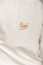 Cargar imagen en el visor de la galería, BLUSA FIT AMPLIO MANGA 3/4
