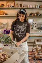 Cargar imagen en el visor de la galería, BLUSA TEJIDA MANGA CORTA ALGODÓN ECOLÓGICO GRATEFUL

