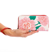 Cargar imagen en el visor de la galería, Billetera Verona Floral Masterpeace Roja
