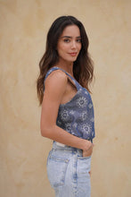 Cargar imagen en el visor de la galería, Blusa Avila Indigo
