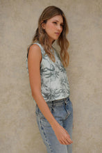Cargar imagen en el visor de la galería, Blusa Tara Selva
