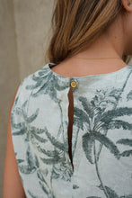 Cargar imagen en el visor de la galería, Blusa Tara Selva
