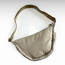 Cargar imagen en el visor de la galería, Bolso Banana Tatacoa
