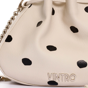MANOS LIBRES PARA MUJER DOTS BEIGE CON CARGADERA EN CADENA