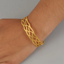 Cargar imagen en el visor de la galería, Brazalete Nido Alas del Alma
