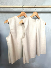 Cargar imagen en el visor de la galería, CAMISA GAMUZADA BEIGE
