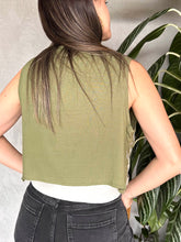 Cargar imagen en el visor de la galería, CHALECO LINO BORDADO
