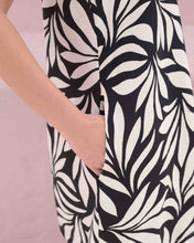Cargar imagen en el visor de la galería, Vestido Abril Kioto Negro

