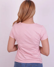 Cargar imagen en el visor de la galería, Camiseta rosada estampada
