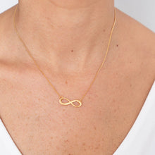 Cargar imagen en el visor de la galería, Collar Cadena Oro Infinito
