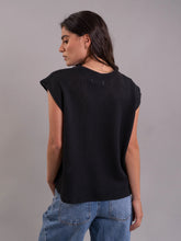 Cargar imagen en el visor de la galería, Blusa Sara Muse Black
