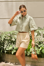 Cargar imagen en el visor de la galería, CAMISA CALIOPE VERDE
