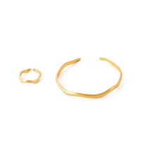 Cargar imagen en el visor de la galería, Brazalete rastro dorado
