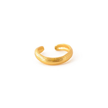 Cargar imagen en el visor de la galería, Ear cuff rastro dorado
