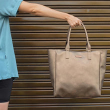 Cargar imagen en el visor de la galería, Tote Top Oro
