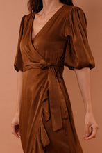 Cargar imagen en el visor de la galería, Vestido Melina Brownie
