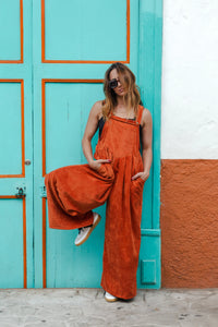 Overall Étnica corduroy sin mangas con bolsillos - Zapote